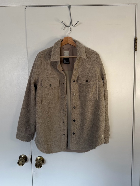 Vuori Jackets & Blazers - Vuori Sherpa Mackenzie shirt jacket